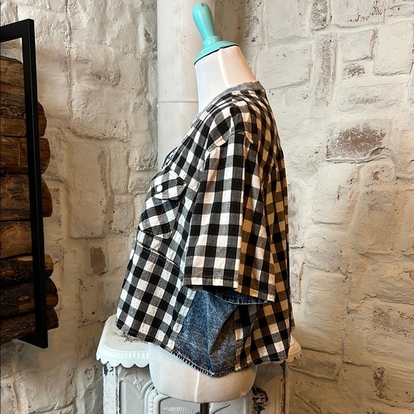 Promesa | Buffalo Plaid Denim Panel Zip Blouse - Picture 4 of 5